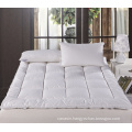 China supplier thick comfortable used hotel polyester bed mattress topper